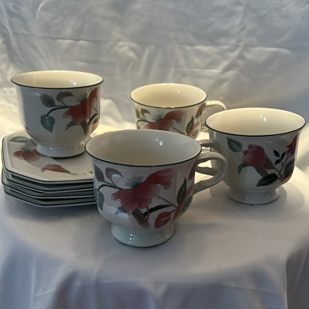 Vintage Mikasa “Silk Flowers” Footed Teacup and Saucer Set , Set of 4